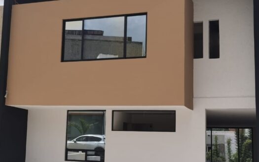 Se vende casa nueva en Altozano, Morelia