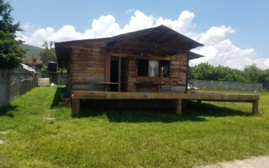Se vende casa de campo en San Antonio Coapa, Michoacán