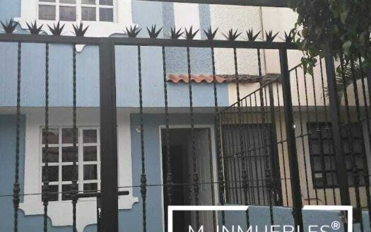 Casa en venta con recámara en PB en El Trébol
