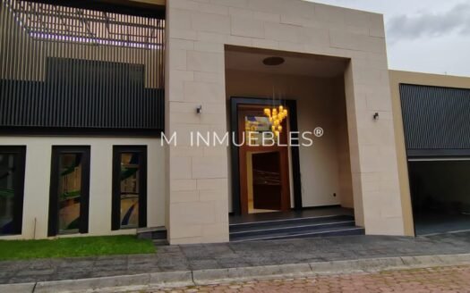 Hermosa residencia nueva en venta en Lomas de las Américas Morelia