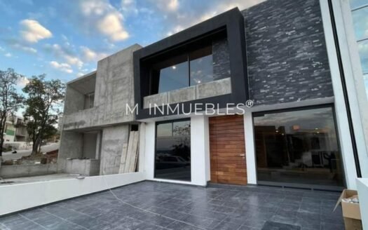Casa en venta en Residencial Río Altozano Morelia ¡A un precio increíble!