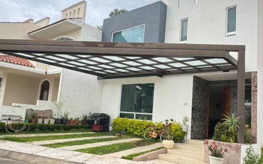 Casa en Venta en Altozano, Morelia