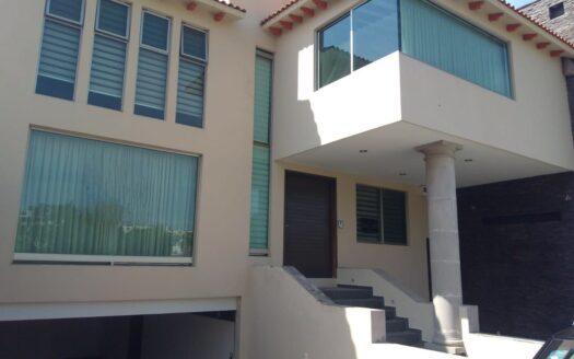 Casa en Venta en Punta Alba, Morelia