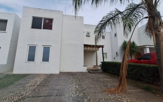 Casa en Renta en Bosques Tres Marías, Morelia