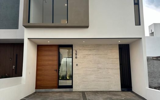 Casa en Venta en Cañadas del Bosque, Morelia