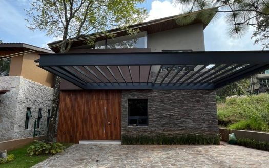 Casa en venta en Club de Golf Altozano (Bosque Monarca)