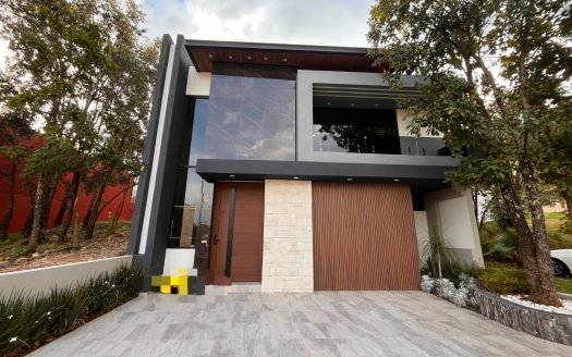 Casa en venta en Vistas Altozano – Coto Privado El Olivar, Morelia
